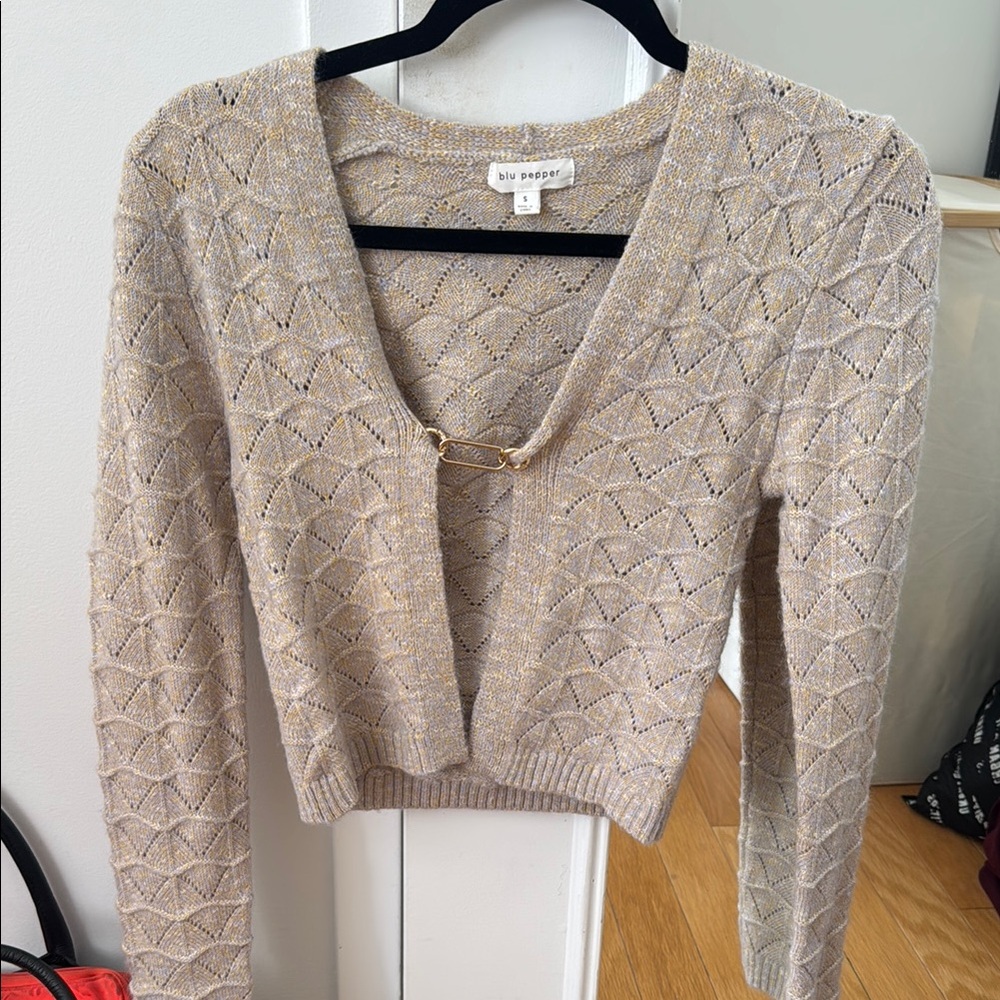 Elegant Beige Knit Sweater